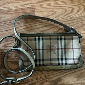 Burberry gold crossbody purse